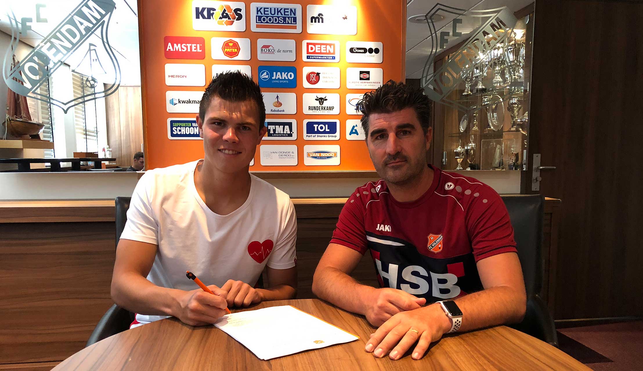 Volendamse middenvelder tot 2020 verbonden aan FC Volendam