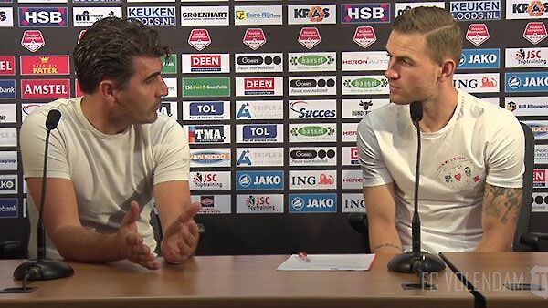 Cas Peters ondertekent contract