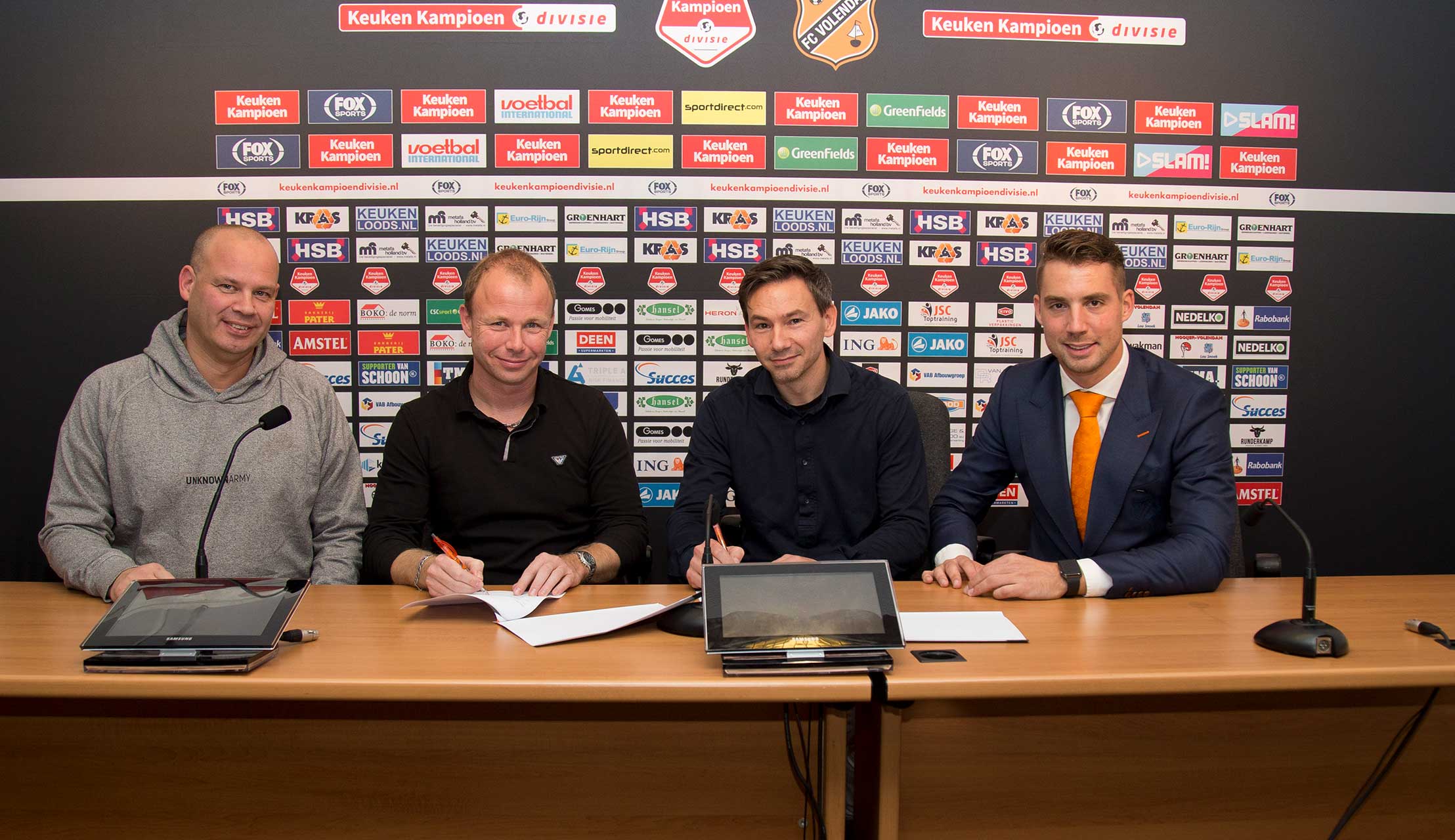 Eigen Label en FC Volendam ondertekenen sponsorcontract