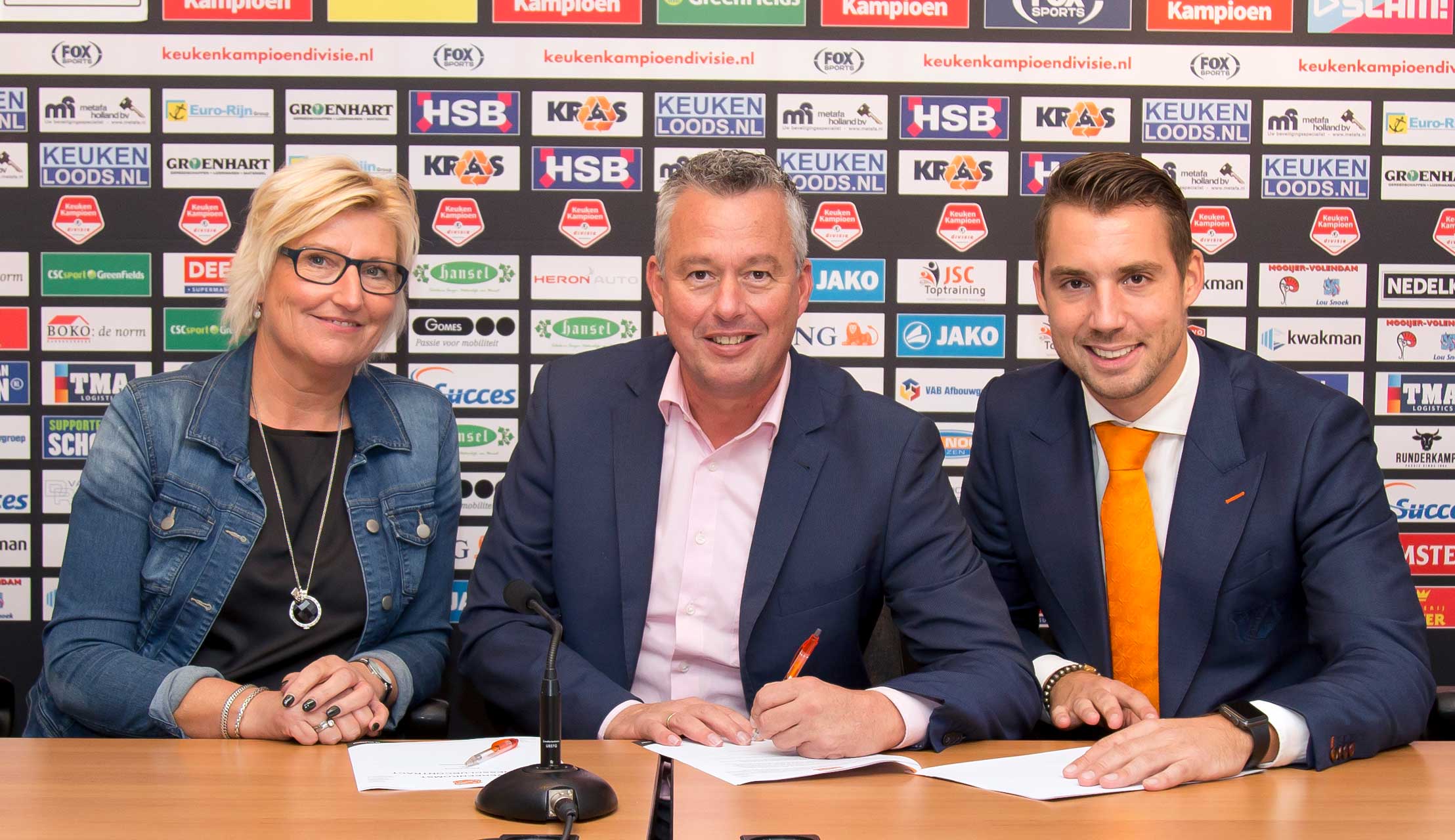 Finaccount en FC Volendam ondertekenen sponsorcontract