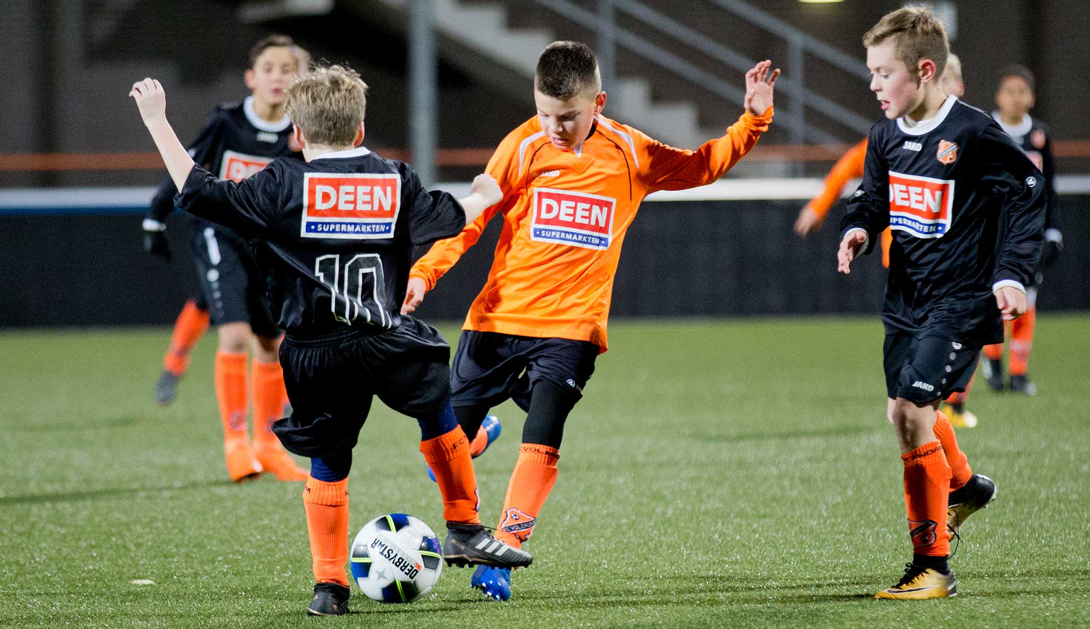 Deen Cup: VV Grashoppers en VV Oosthuizen door naar de volgende ronde