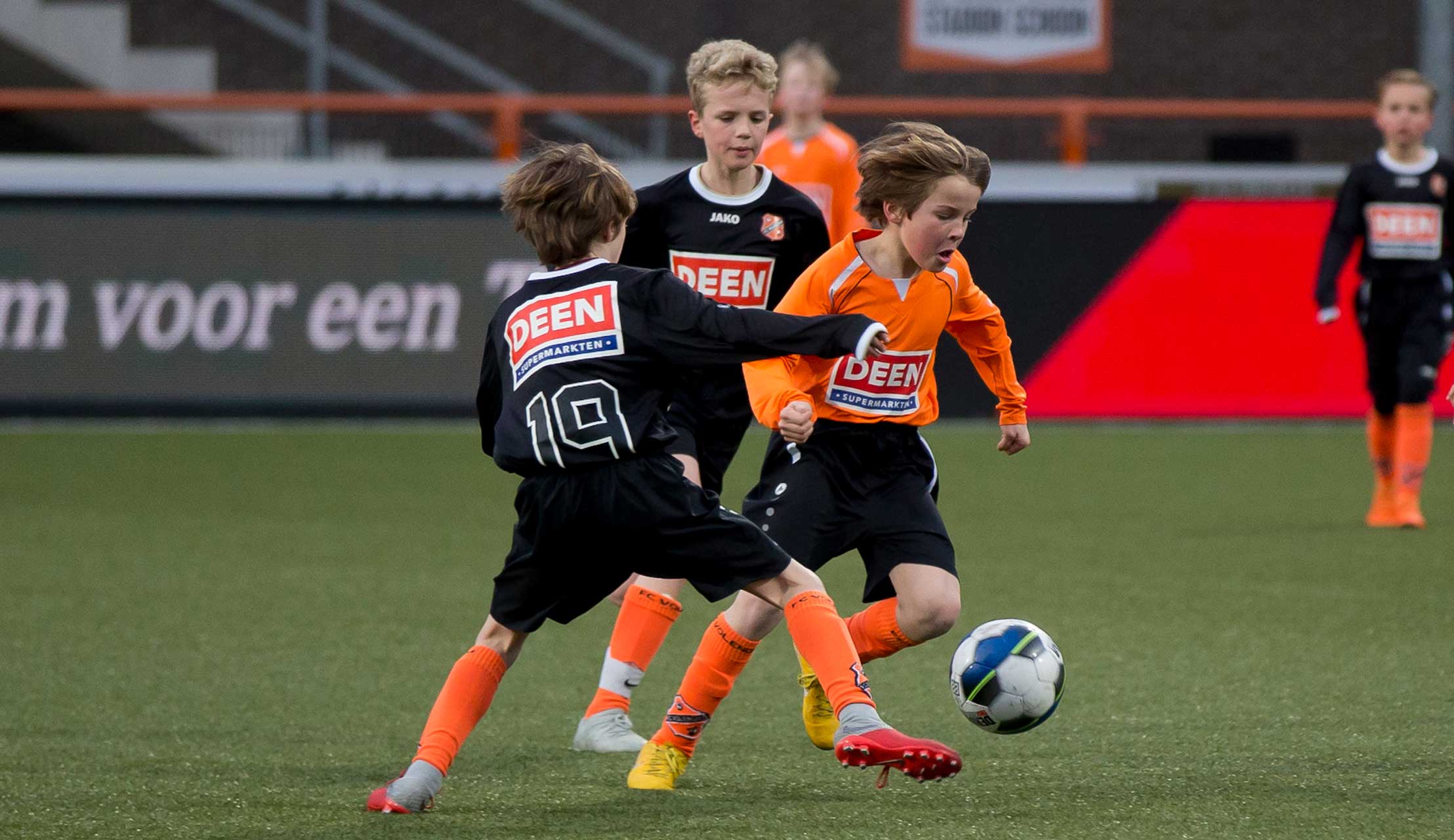 Deen Cup: KFC 1910 en VV Grashoppers door naar de volgende ronde