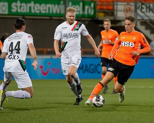 Sterke tweede helft levert niets op tegen NEC