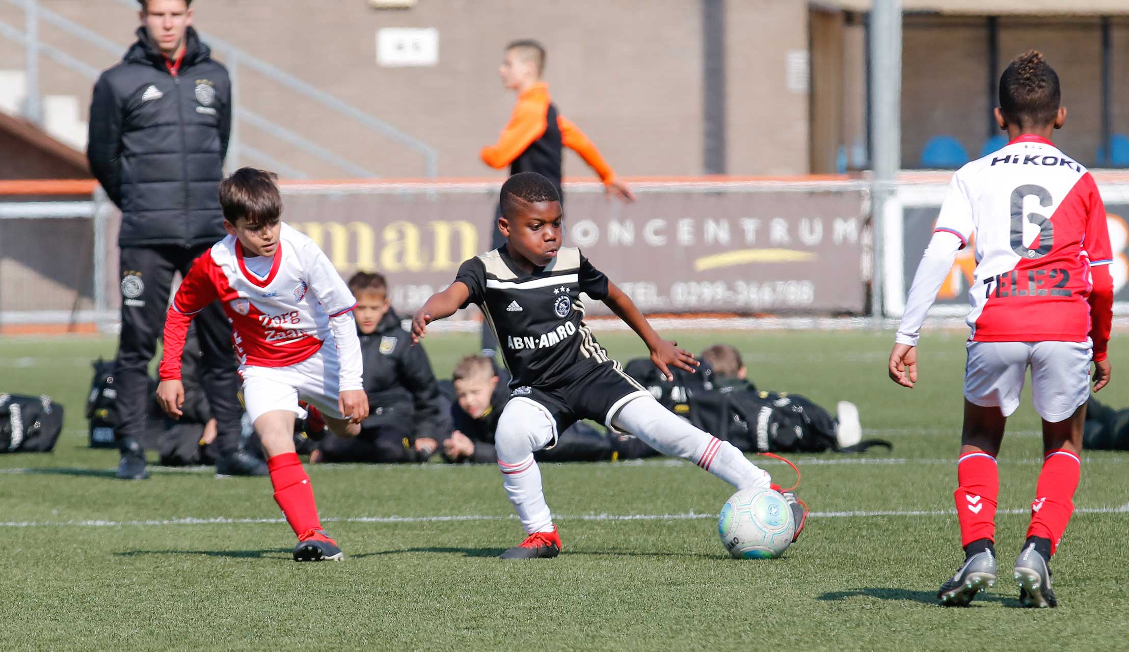 Ajax O9 wint Molenaar & Zwarthoed Cup