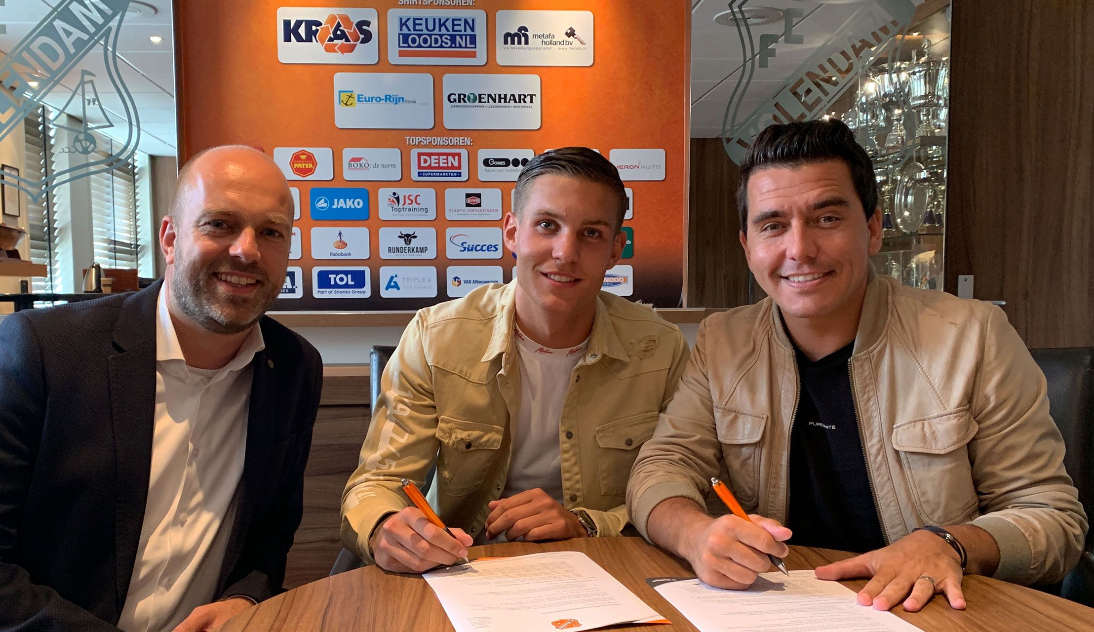 Mike Eerdhuijzen verlengt contract bij FC Volendam