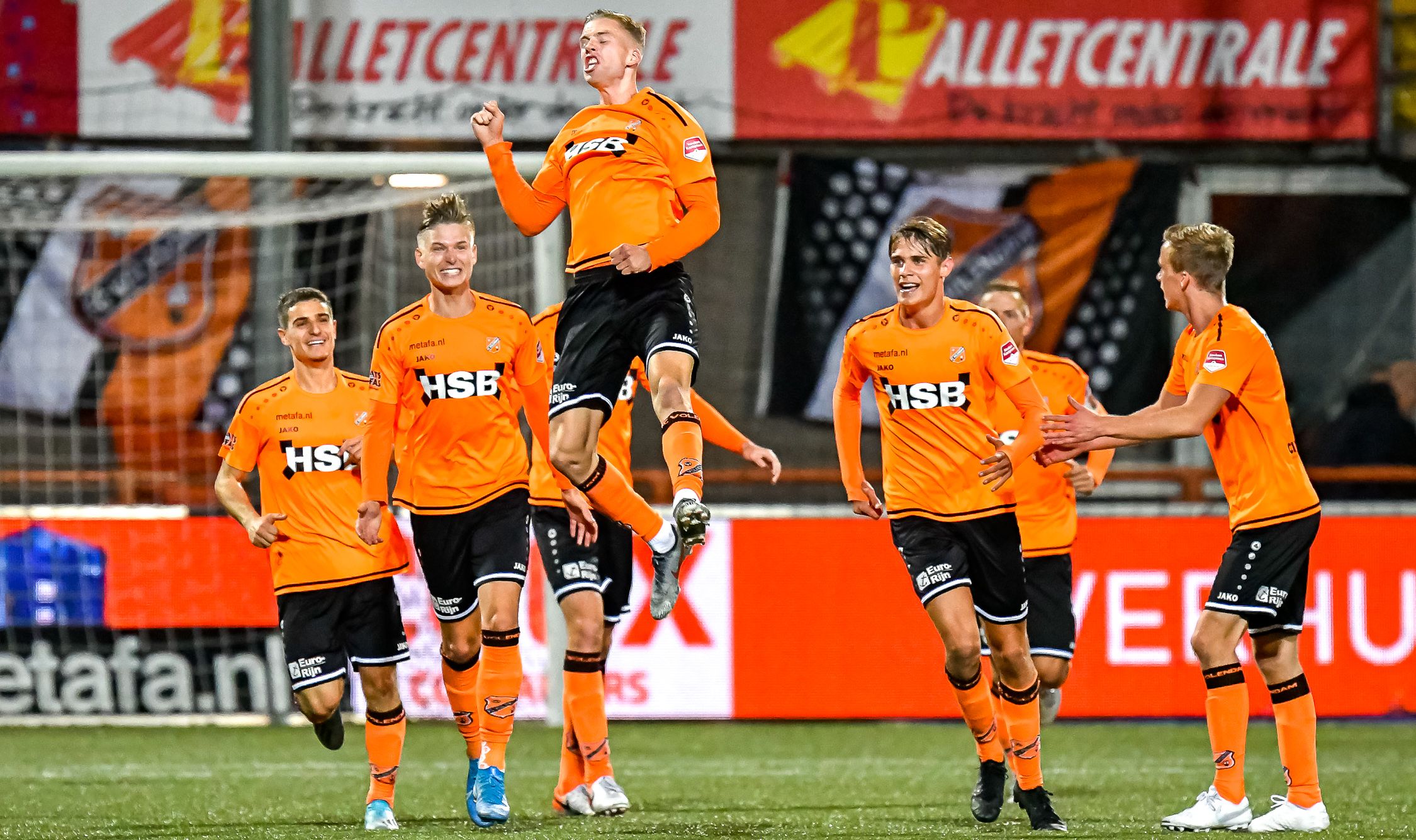 FC Volendam - Jong AZ: 3 - 2 (1 - 1)