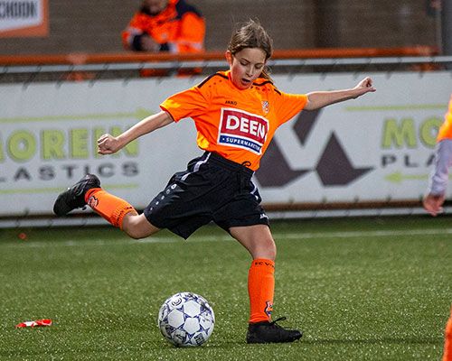 Jongens Zeeburgia en meiden Amstelveen Heemraad door naar volgende ronde Deen Cup