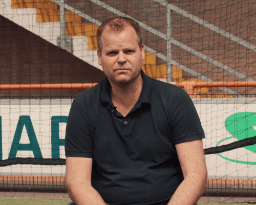 Veronica-shirt doet Hans Bond verlangen naar Eredivisie