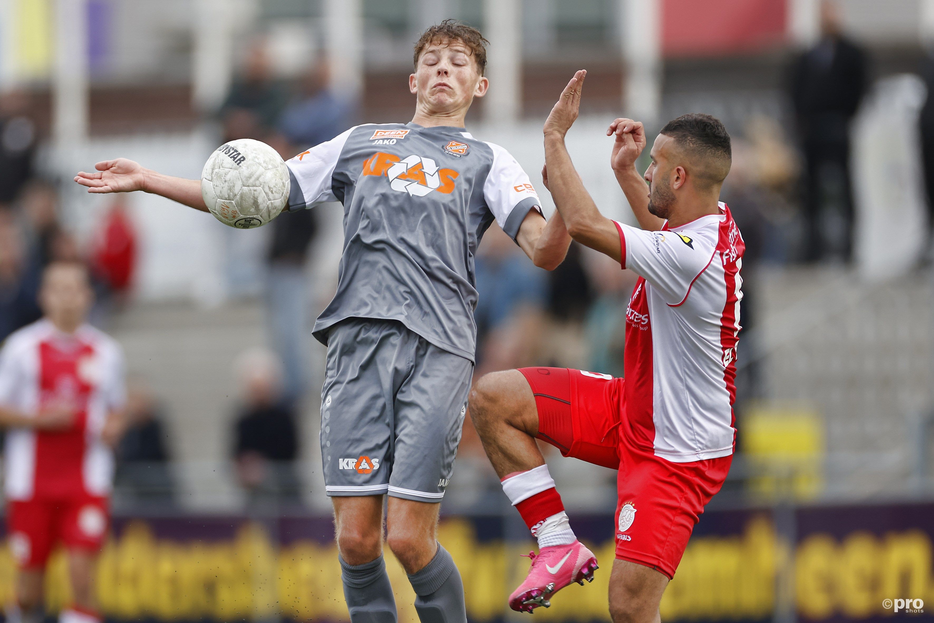 Jong FC Volendam laat kaas van het brood eten