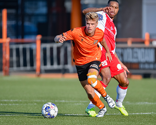 Jong FC Volendam in eigen huis onderuit tegen IJsselmeervogels