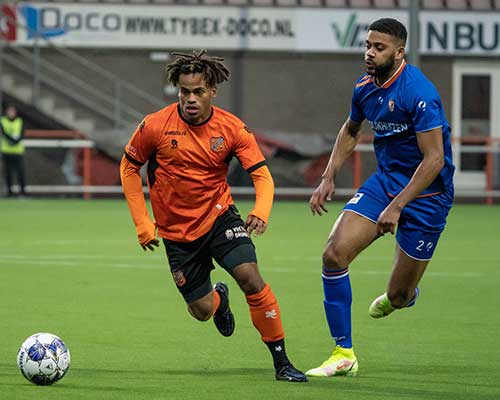 Jong FC Volendam heer en meester tegen tien van TEC