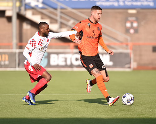 Jong FC Volendam stelt niet teleur en legt Kozakken Boys over de knie