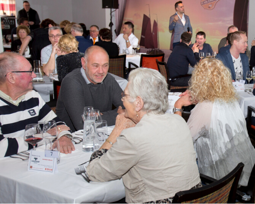 Reserveer je plek in de Runderkamp Lounge voor Helmond Sport-thuis