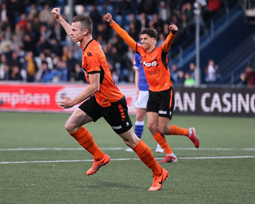 FC Volendam klaart klus in Den Bosch en keert terug naar Eredivisie