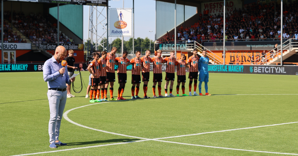 FC Volendam herdenkt op traditionele wijze overledenen