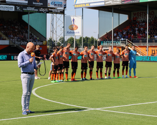 FC Volendam herdenkt op traditionele wijze overledenen