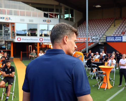 Sponsoren, spelers en staf bijeen voor zeer geslaagde sponsorbarbecue