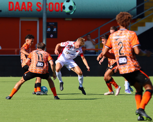 Jong FC Volendam doet zichzelf tekort tegen Kozakken Boys