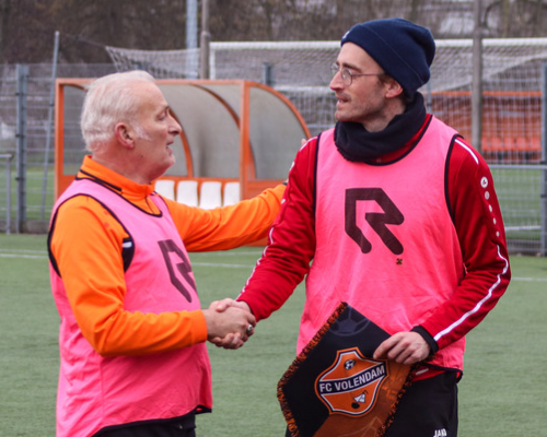 Old Stars nemen afscheid van trainer Giel Oudejans