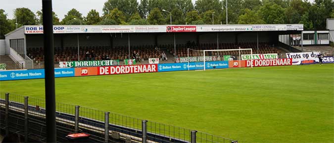 Op eigen vervoer naar FC Dordrecht