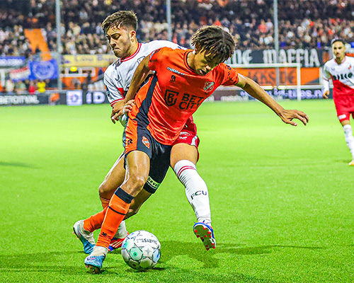 FC Volendam boekt eerste seizoenzege tegen tiental van FC Utrecht