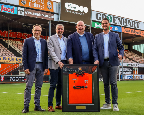 Gomes verlengt contract als sponsor jeugdvervoer FC Volendam