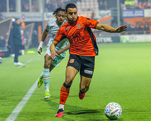 FC Volendam ten onder tegen N.E.C. Nijmegen in doelpuntrijk duel