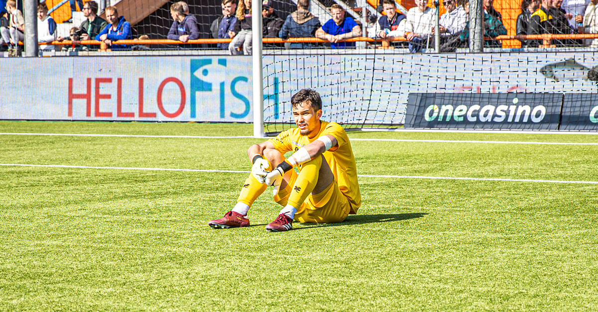 FC Volendam relegated after defeat against Ajax