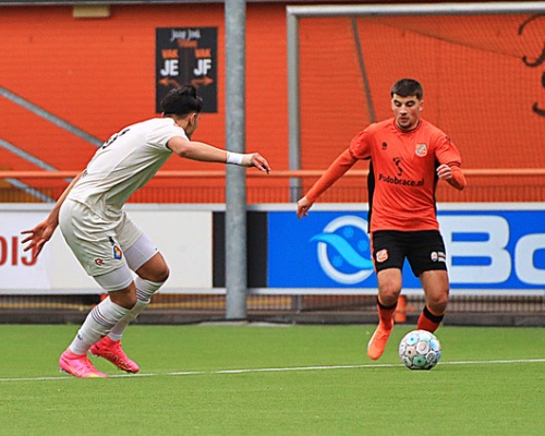 Jong FC Volendam na bekerthriller en penalty’s naar halve finale