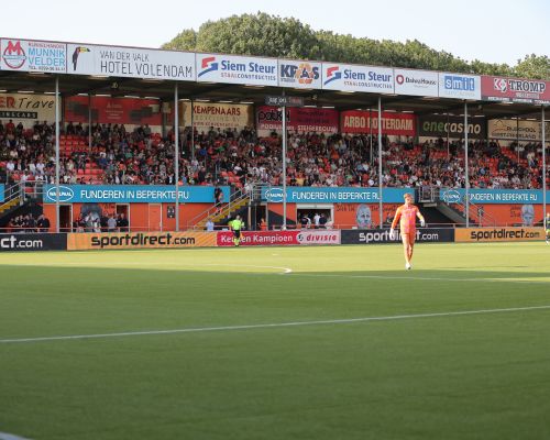 Opnieuw minder incidenten in de Nederlandse voetbalstadions