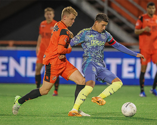 Zorgeloze avond levert FC Volendam zege op tegen Jong Ajax