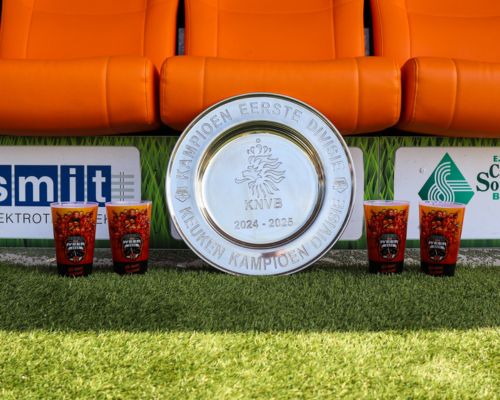 Speciale Heen en Weer hardcup te koop rondom duel tegen Roda JC Kerkrade