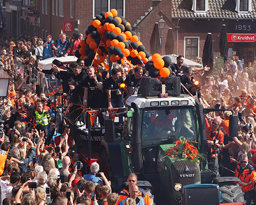 Heen en Weer 11: Alles wat je moet weten over de huldiging