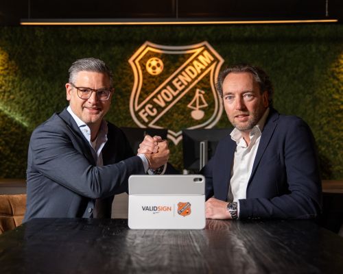 Mascot Workwear nieuwe rugsponsor van FC Volendam: sterke match tussen werkmentaliteit en voetbalpassie