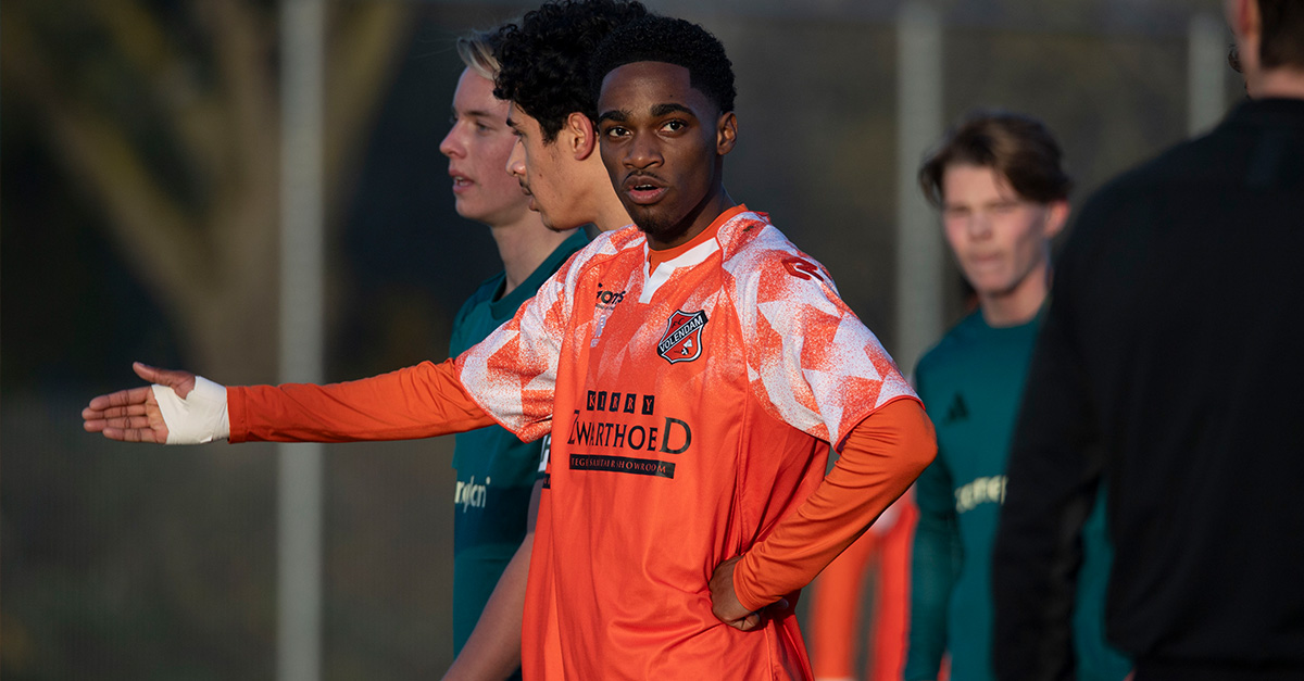 O19 kan promotie ruiken na belangrijke zege op concurrent PEC Zwolle / O21 komt gevarenzone binnen n