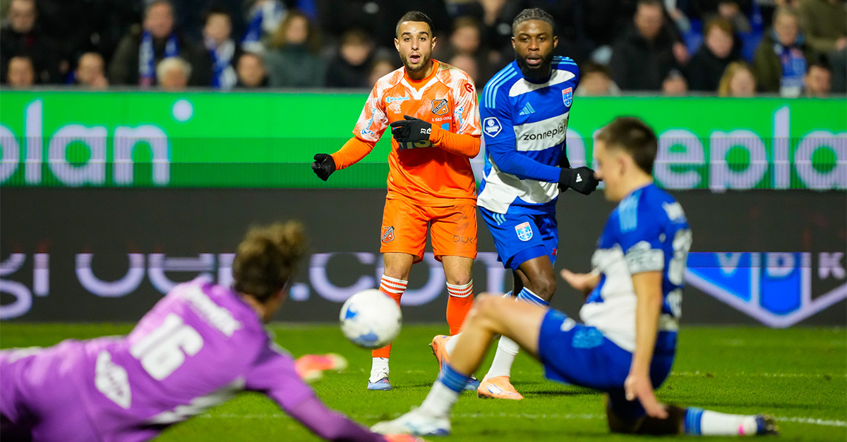 FC Volendam verbreekt uitwedstrijd-vloek in blessuretijd en boekt belangrijke zege in Zwolle
