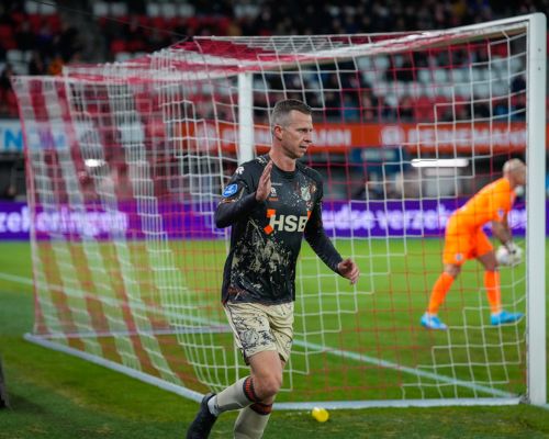 Robert Mühren zet na seizoen punt achter carrière en voegt zich bij technische staf