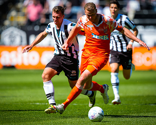 FC Volendam pakt cruciale punten tegen Heracles Almelo