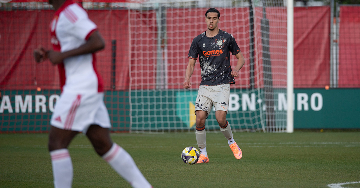 FC Volendam O19 ontvangt flinke dreun van Ajax O19