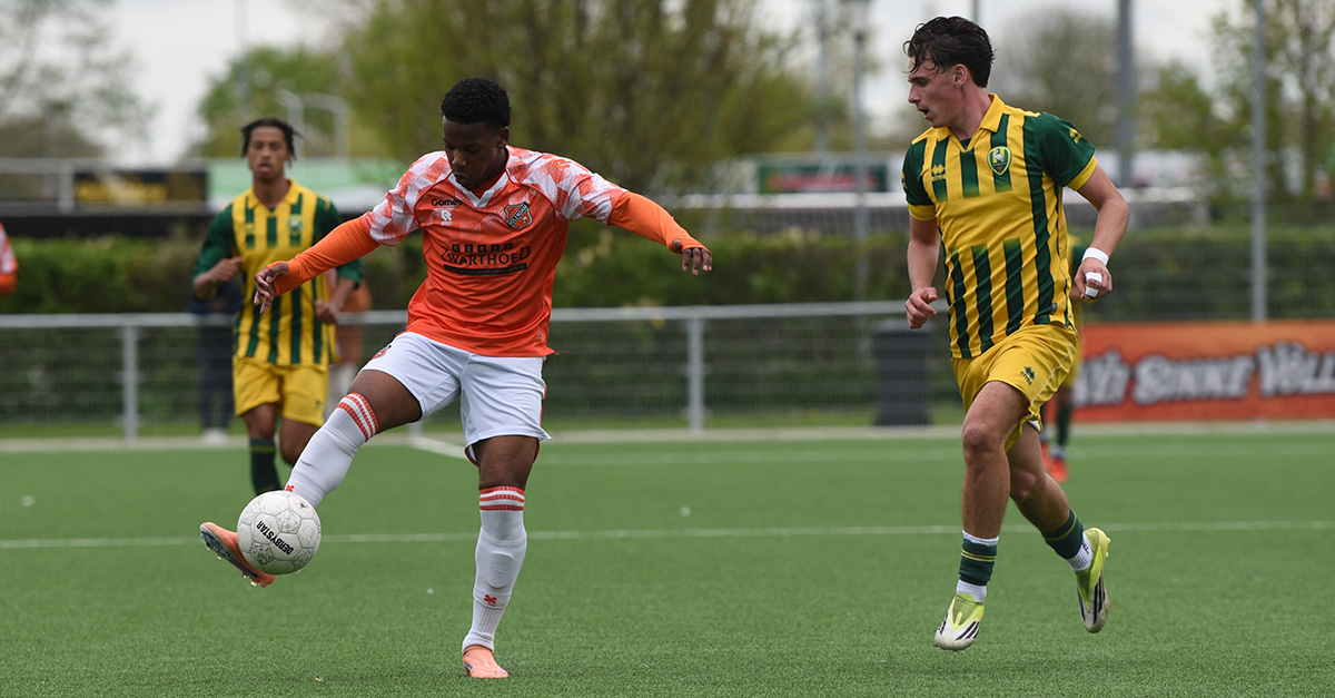 FC Volendam O21 verliest van concurrent HHC Hardenberg O21