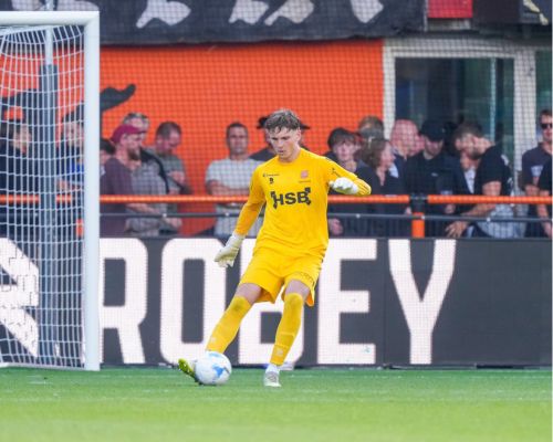 Oud-spelers nemen afscheid voorafgaand aan duel tegen VVV-Venlo
