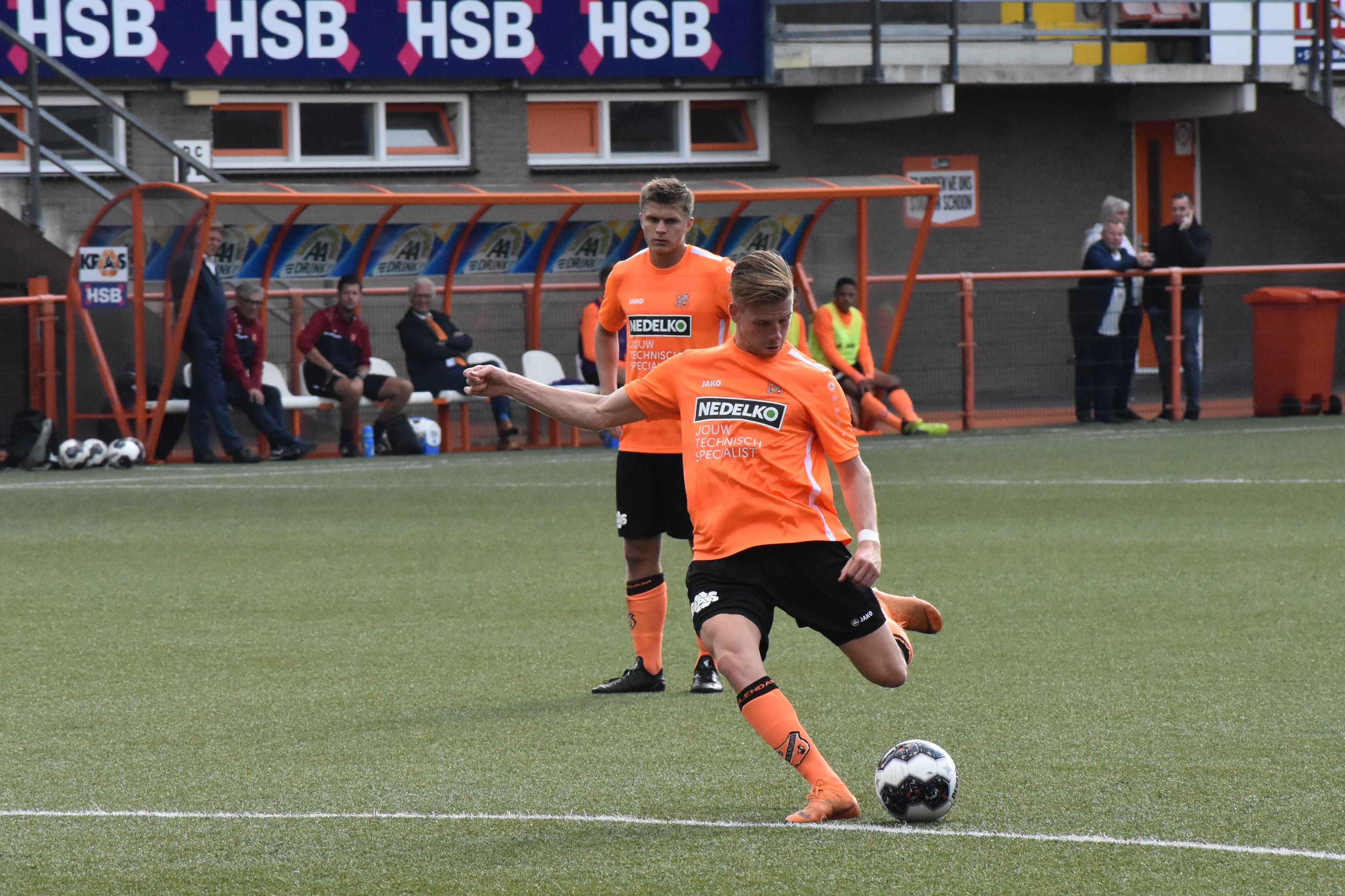 Koploper Jong FC Volendam loopt verder uit