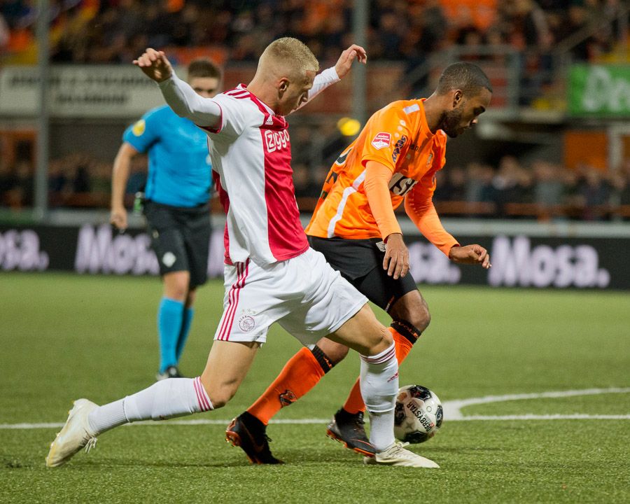 FC Volendam in zinderende wedstrijd langs Jong Ajax