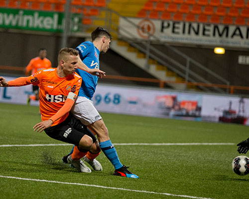 FC Volendam haakt aan