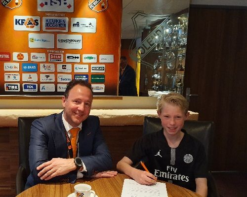 Jeugdopleiding legt met Laurens van Kleef wederom talent vast